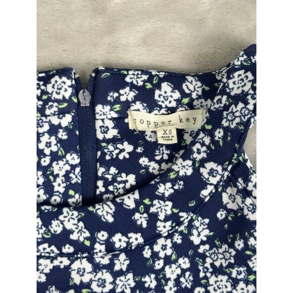 Copper Key XS Blue‎ Floral Print Sleeveless Dress - Picture 2 of 5